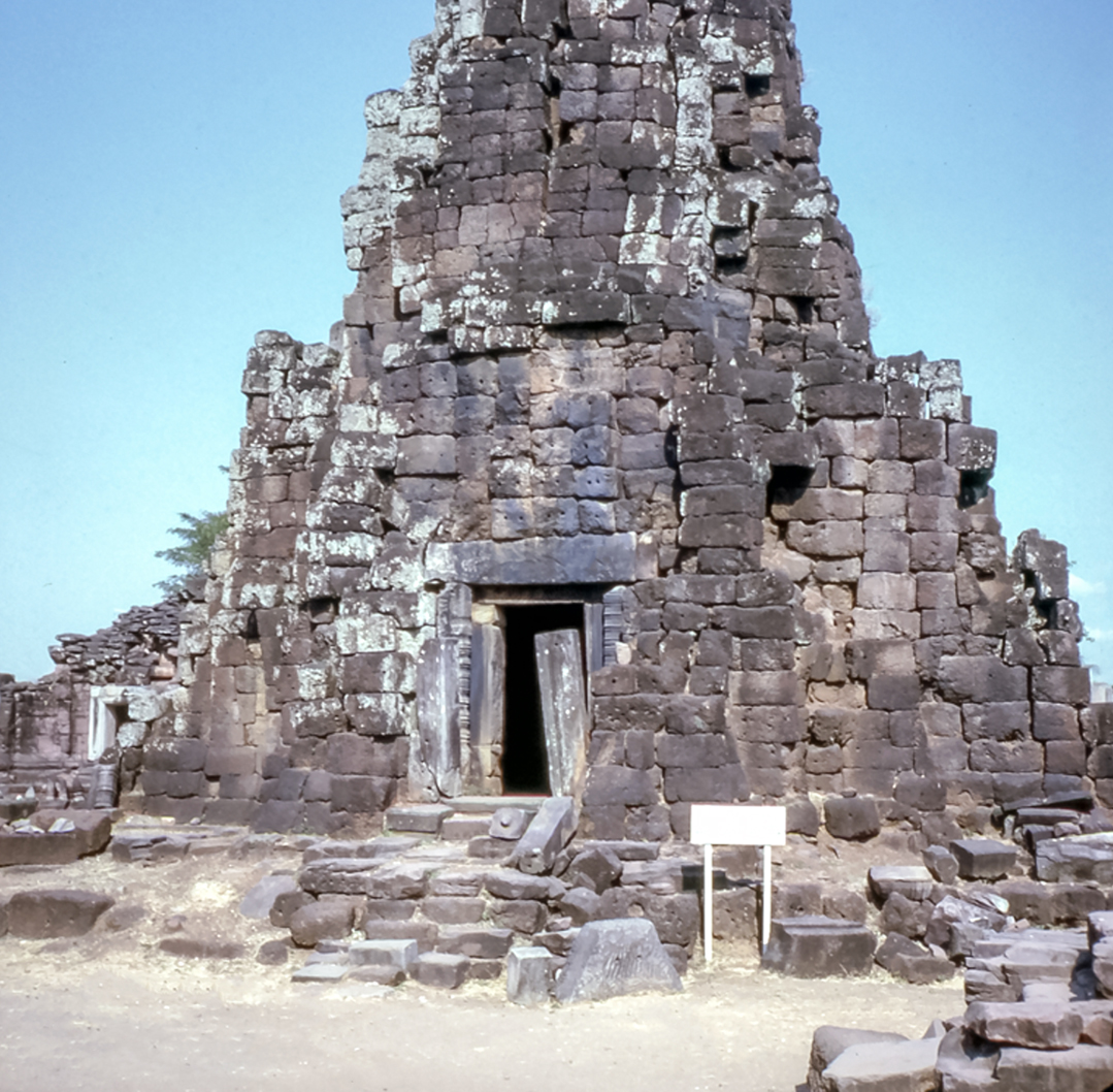 Prasat Hin Phi Temple, Phimai, Thailand